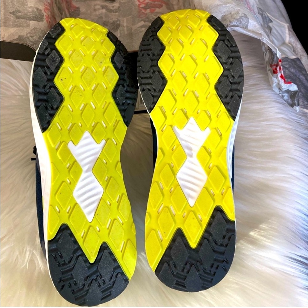 🆕 Adidas Classic Men’s Edge RC Athletic Running Shoes - Picture 7 of 9